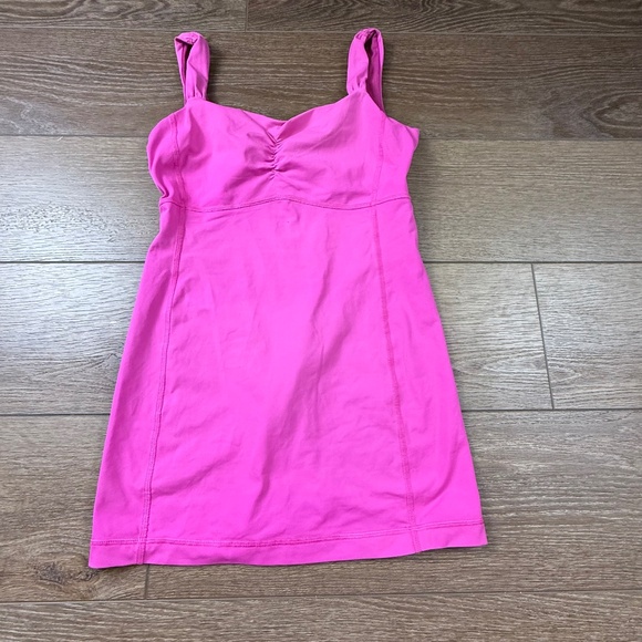 Lululemon Women's Aria Tank II Paris Perfection Hot Pink Sz 6 Luxtreme Yoga - Picture 2 of 13